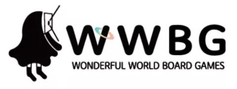 Fotografentuch, mit Beinen, schwarz, Kamera als schwarze Umrisse vor Kopf, daneben WWBG, farbiger Ring um rechten Strich von W; unter WWBG bündig WONDERFUL WORLD BOARD GAMES, kleiner, dünner