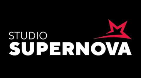 SUPERNOVA fett, über SUP Studio normal, über OVA farbiger Stern, drei Zacken, vierte links unten offen als Strich über OVA, diverse Farkombinationen je nach Schachtelhintergrund