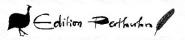 Perlhuhn, Profil Rechts, daneben Schriftzug Edition Perlhuhn in Schreibschrift, rechts davon Perlhuhnfeder nach rechts geneigt