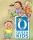 Weißes Hochkant-Rechteck, Q mit Krone in weiß auf blau, QUEEN KIDS in blau auf weiß, alles in gelbem Rechteck, 2 Kinder sitzen auf dem Logo-Rechteck, eines lehnt rechts dagegen